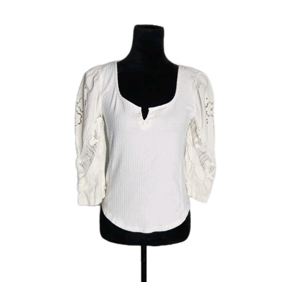 Free People Brunch Date Split Neck 3/4 Puffed Lace Sleeve Top Size Medium - Picture 4 of 10